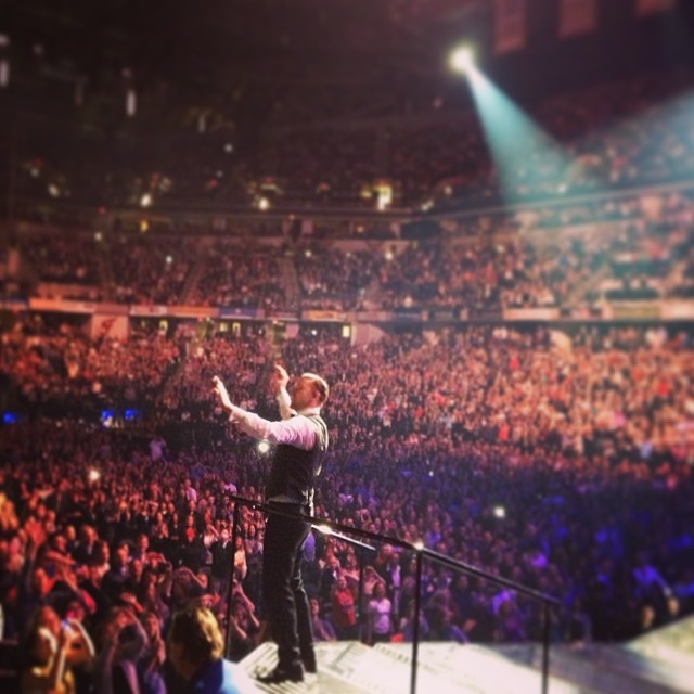 Hello there Mr. Timberlake. You are quite dashing.