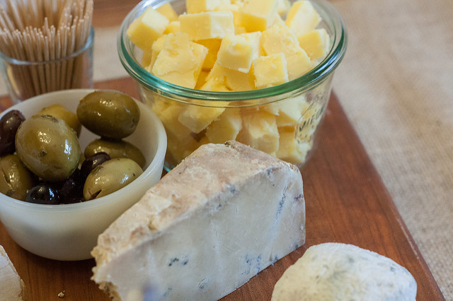 Tips for setting up the perfect cheese and charcuterie board. Use this recipe to build a cheese platter that’s simple to make, looks stunning, and tastes out of this world!