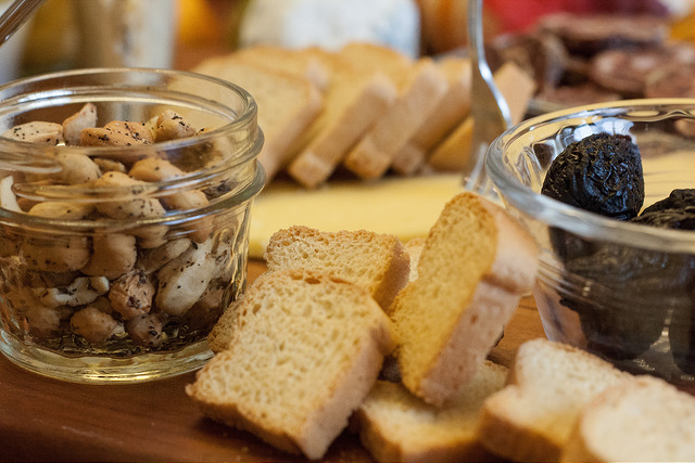 Tips for setting up the perfect cheese and charcuterie board. Use this recipe to build a cheese platter that’s simple to make, looks stunning, and tastes out of this world!